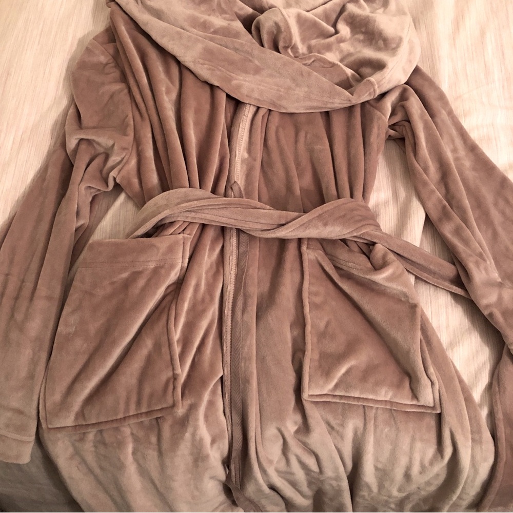 Women's Cozy Pink Robe